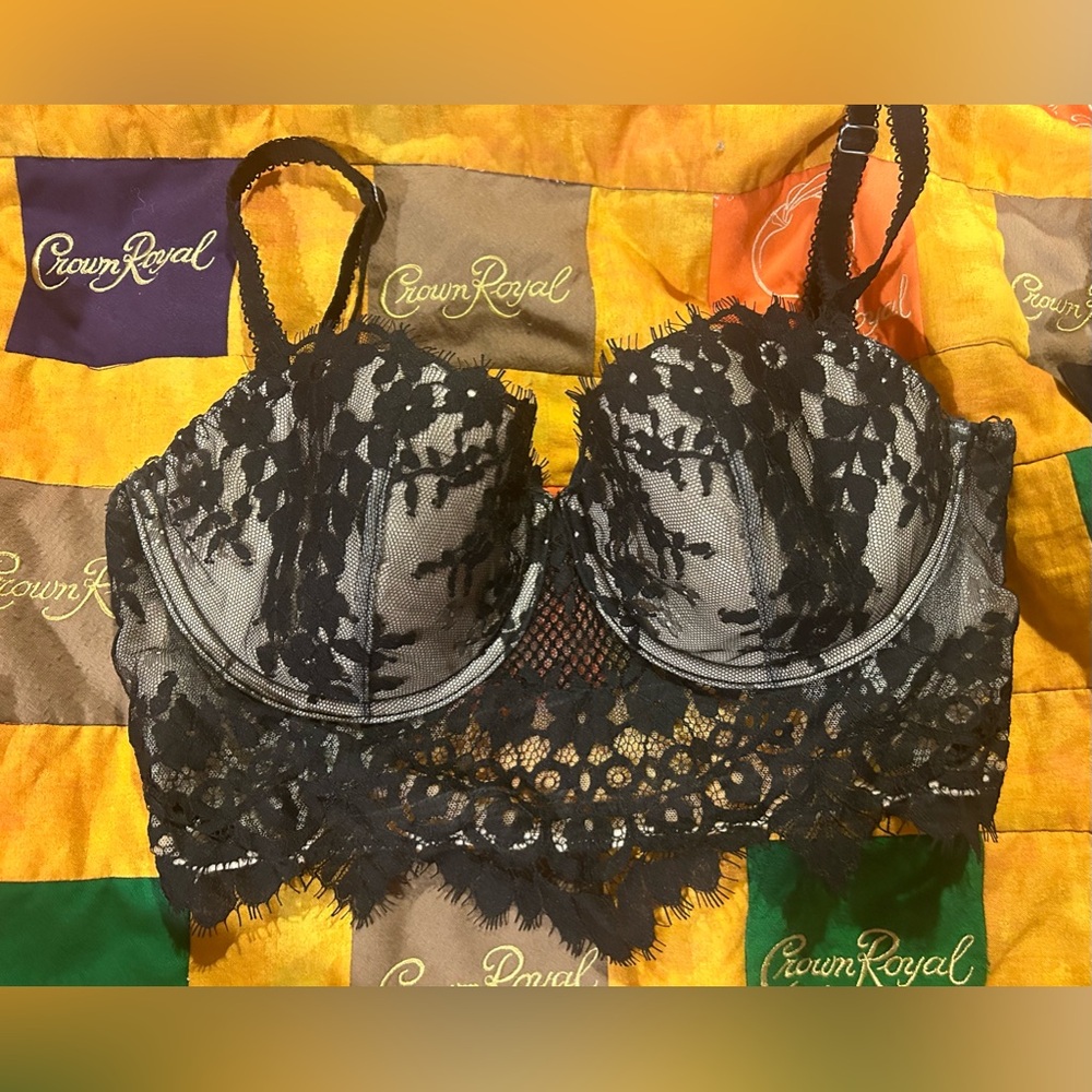 Victoria secret 34 D sexy bra worn once